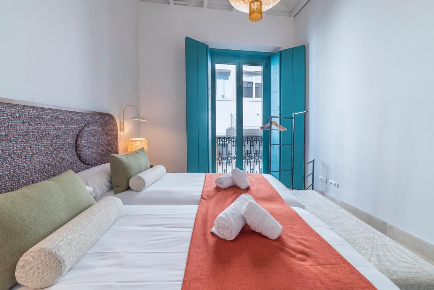 Slow Suites Salvador Севиля Екстериор снимка