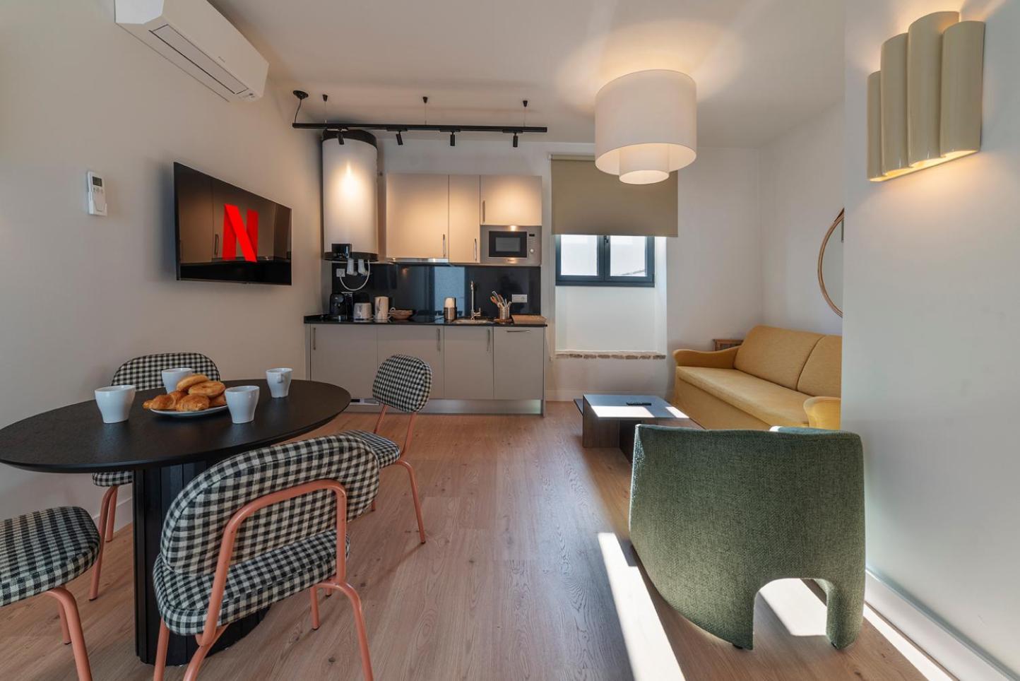 Slow Suites Salvador Севиля Екстериор снимка